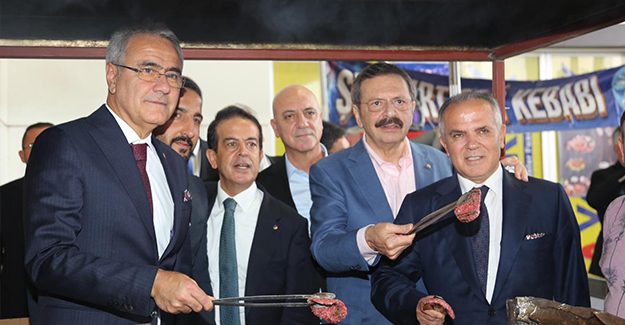 Anadolu`yu Buluşturan, Yöresel Ürünler Fuarı Kapılarını Açtı