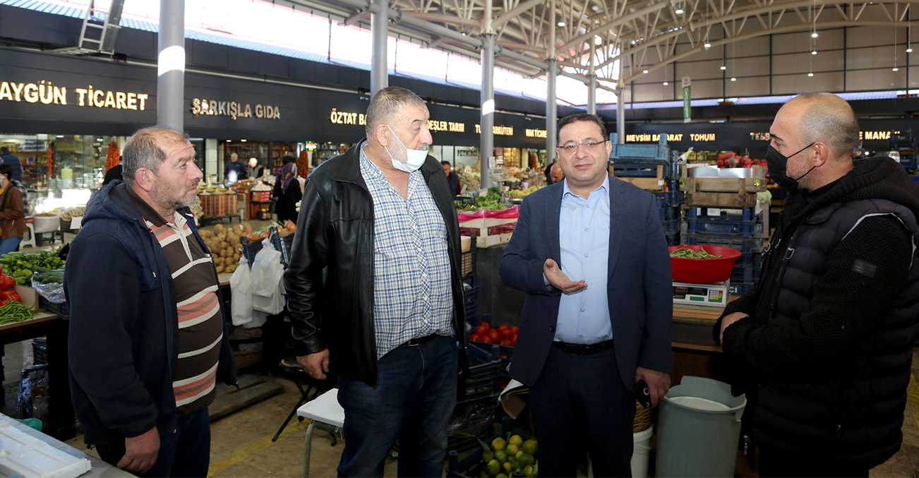 Başkanımız Eken, Perakende Sebze Halini Ziyaret Etti