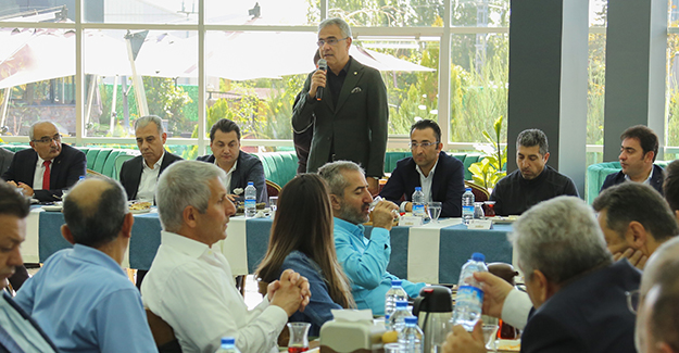BAŞKANIMIZ ZEKİ ÖZDEMİR, SANAYİCİLERE HİTAP ETTİ