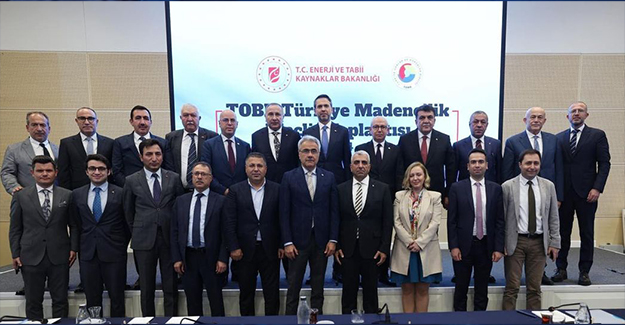 Başkanımız Zeki Özdemir, Türkiye Madencilik Meclisi Toplantısı`na katıldı.