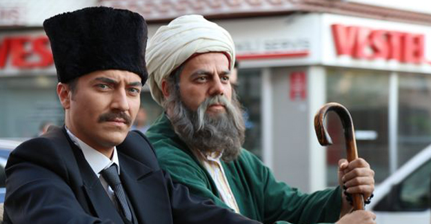 Gazi Mustafa Kemal Atatürk`ün Sivas`a gelişi temsili olarak canlandırıldı.