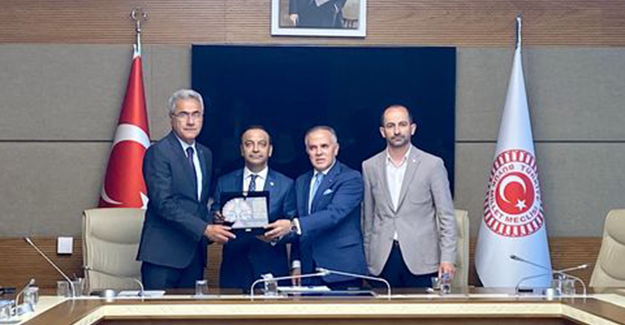STSO Heyetinden, MHP Sivas Milletvekili Ahmet Özyürek’e Hayırlı Olsun Ziyareti