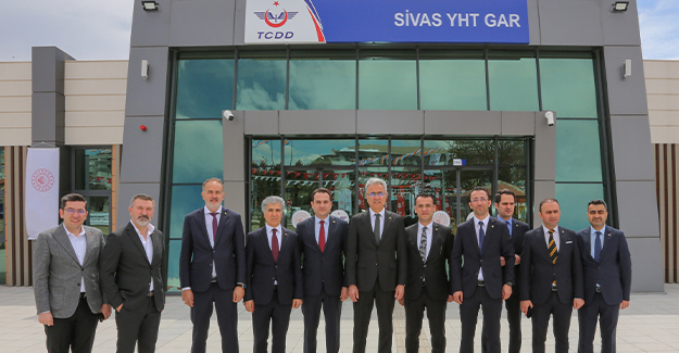 STSO Yönetimi YHT Garında İncelemelerde Bulundu