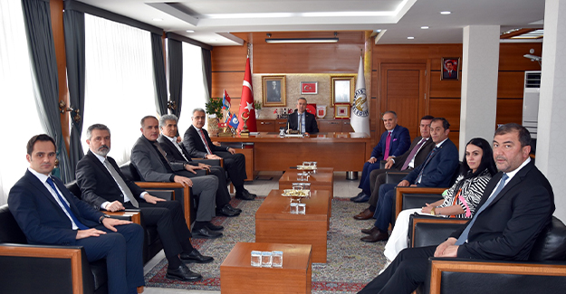 STSO YÖNETİMİNDEN BELEDİYE BAŞKANI ADEM UZUN`A HAYIRLI OLSUN ZİYARETİ