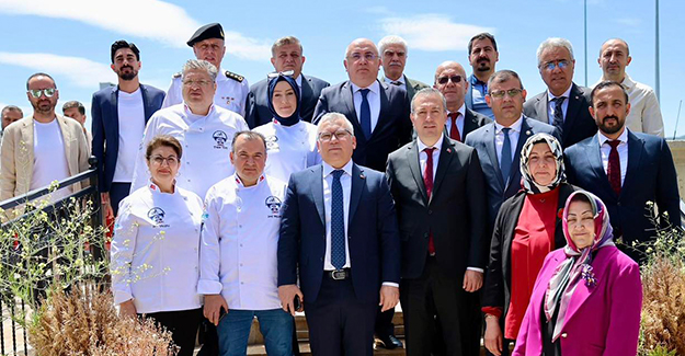 Türk Mutfağı Haftası Etkinlikleri Kapsamında Sivas`a özgü Yöresel Lezzetler Sunuldu.