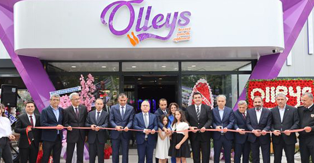 Yönetim Kurulu Başkanımız Zeki Özdemir, Olleys Yaşam ve Eğlence Merkezinin açılışını katıldı.