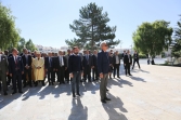 Başkanımız Zeki Özdemir, Ahilik Kültürü Haftası Kutlamaları Kapsamında Atatürk Anıtına Çelenk Sundu