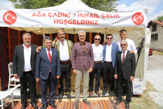 Başkanımız Zeki Özdemir, Yıldızeli Karakucak Güreşleri ve Kültür Festivali'ne Katıldı