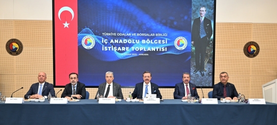 Yönetim Kurulu Başkanımız Zeki Özdemir, TOBB Başkanımız M. Rifat Hisarcıklıoğlu’nun ev sahipliğinde, İç Anadolu Bölgesi Oda ve Borsa Başkanlarının katılımıyla TOBB İkiz Kuleler’de gerçekleştirilen TOBB İç Anadolu Bölgesi İstişare Toplantısına katıldı. 